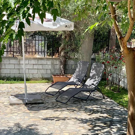 Vila Katerina Paralia Vrasná