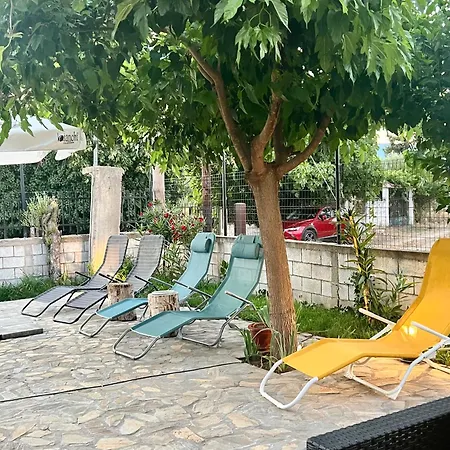 Katerina Paralia Villa *